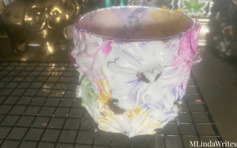 sealing flowers with mod podge candle craft